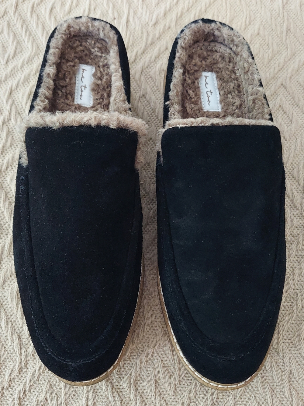 Me Too Black Suede-Look Mules with Cream Faux-Shearling Women Size 5.5M NWOB